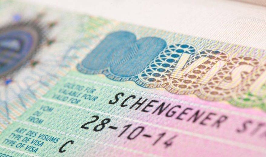 Tại sao du khách Việt lại hay xin Visa Pháp để đi châu Âu?